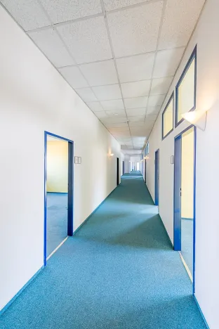 Pronájem kanceláře, Praha - Libeň, U libeňského pivovaru, 417 m2