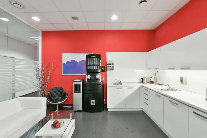 Pronájem kanceláře, Praha - Stodůlky, Siemensova, 560 m2