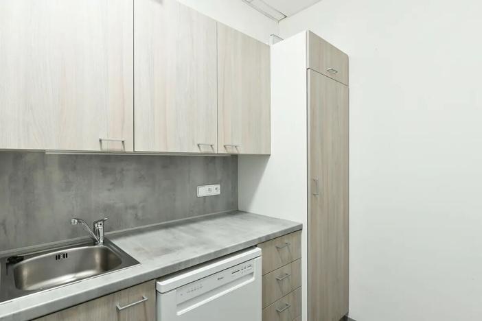 Pronájem kanceláře, Praha - Chodov, Hráského, 650 m2