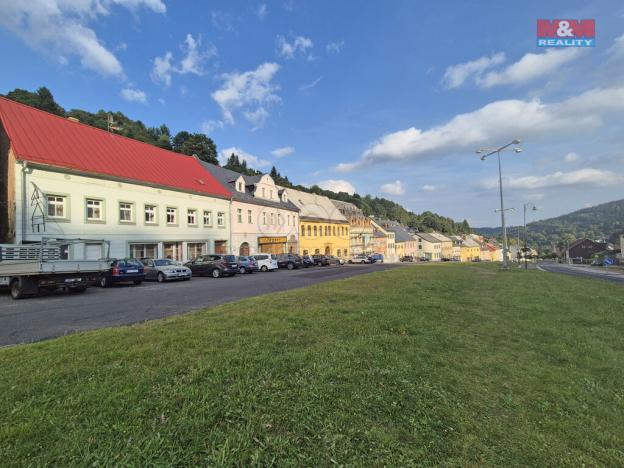 Pronájem bytu 2+kk, Jáchymov, náměstí Republiky, 56 m2