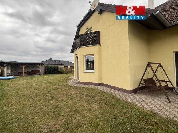 Pronájem rodinného domu, Dynín, 200 m2