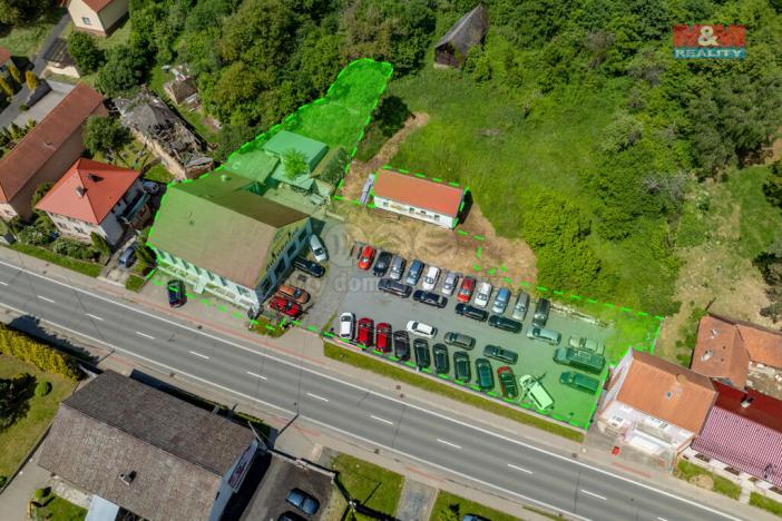 Prodej obchodního prostoru, Šarovy, 400 m2