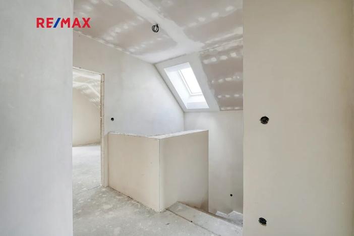 Prodej rodinného domu, Lužany, 153 m2