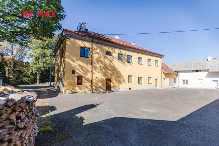 Prodej obchodního prostoru, Zbiroh, Líšenská, 700 m2