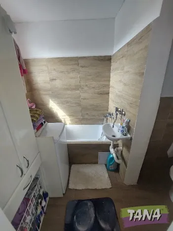 Prodej bytu 3+1, Jenišovice, 52 m2