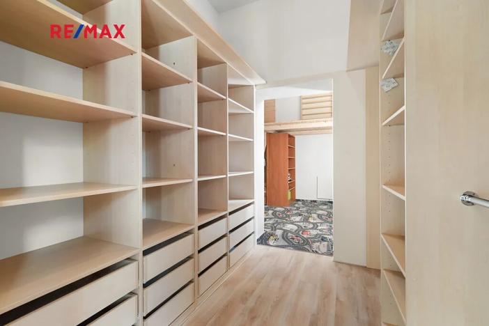 Pronájem bytu 3+kk, Plzeň, Na Roudné, 90 m2