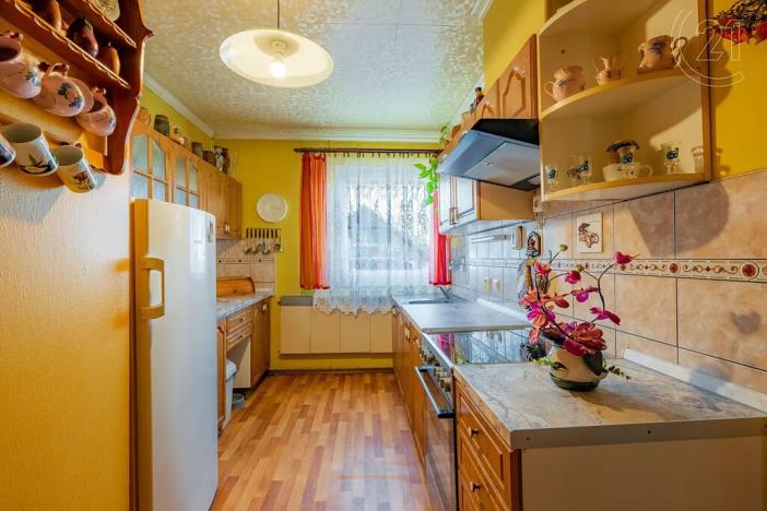 Prodej rodinného domu, Vroutek, Na Hůrce, 140 m2