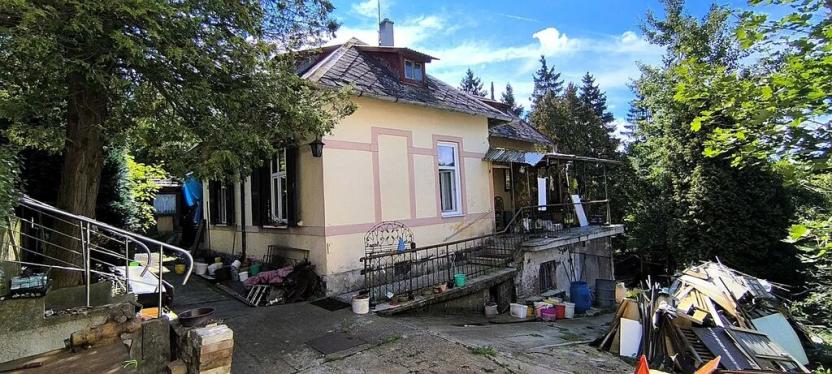 Prodej rodinného domu, Dalovice, U Hřbitova, 289 m2