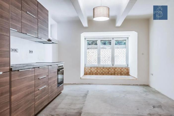 Prodej bytu 1+kk, Praha - Nusle, Na Jezerce, 35 m2