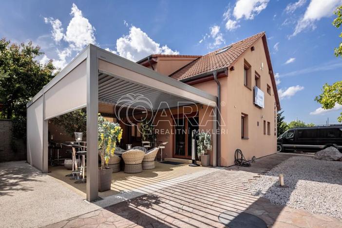 Prodej obchodního prostoru, Zeleneč, Jitrocelová, 150 m2