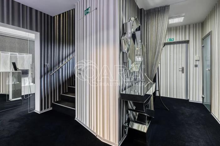 Prodej obchodního prostoru, Zeleneč, Jitrocelová, 150 m2