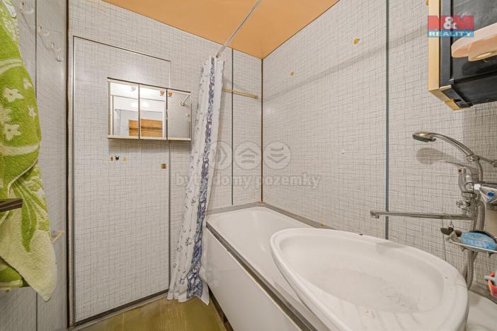 Prodej bytu 3+1, Jindřichův Hradec - Jindřichův Hradec III, sídliště Vajgar, 78 m2