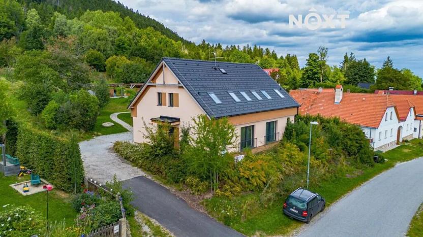 Prodej vícegeneračního domu, Horní Stropnice, 208 m2