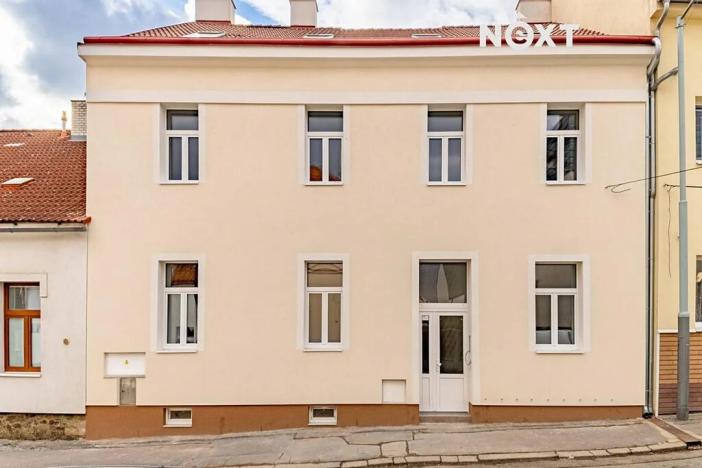 Prodej bytu 1+1, Praha - Žižkov, Na mokřině, 91 m2