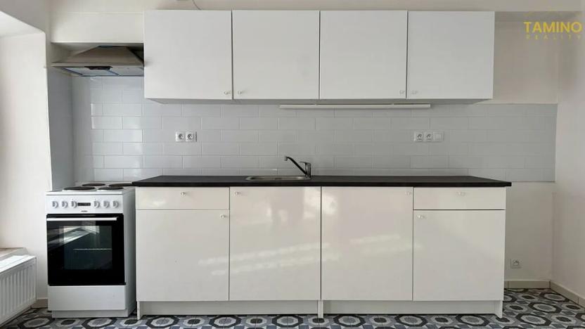 Pronájem bytu 1+kk, Studená, nám. Sv. J. Nepomuckého, 28 m2