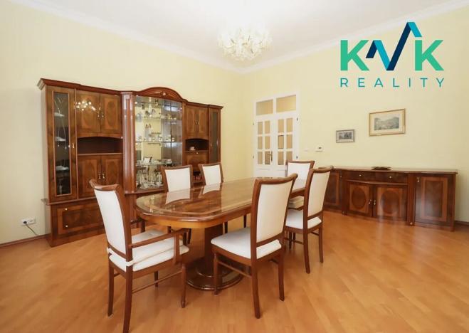 Prodej bytu 3+1, Karlovy Vary, Zahradní, 123 m2