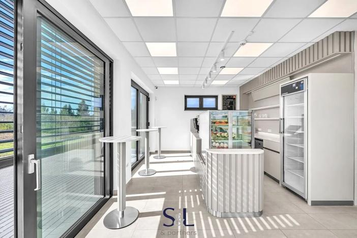 Prodej obchodního prostoru, Doksy, 88 m2