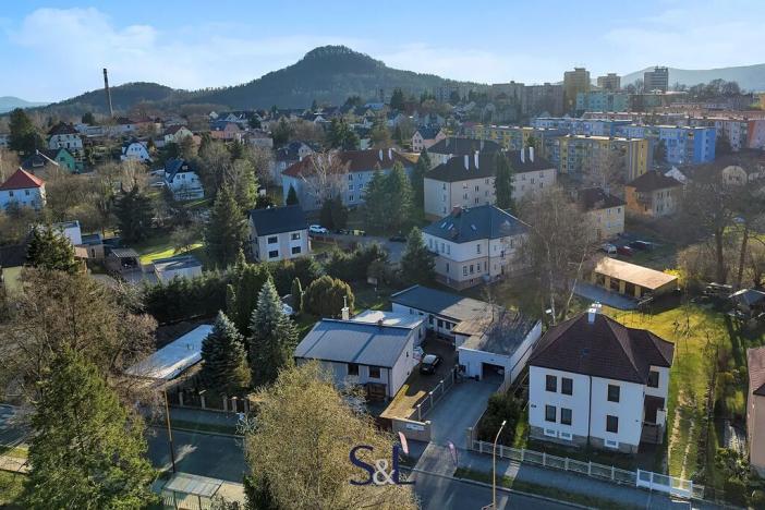 Prodej obchodního prostoru, Nový Bor, Česká, 325 m2