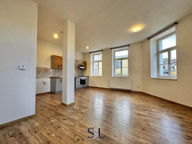 Pronájem bytu 2+kk, Nový Bor, Dělnická, 52 m2