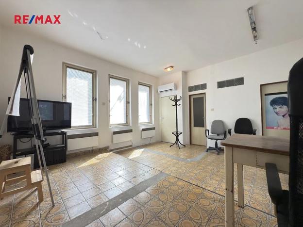 Pronájem obchodního prostoru, Horní Bříza, Sídlištní, 145 m2