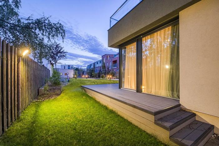 Prodej rodinného domu, Praha - Dolní Měcholupy, Na návsi, 392 m2