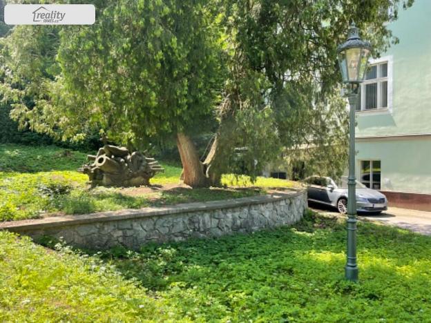 Pronájem kanceláře, Blansko, Gellhornova, 541 m2