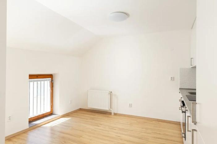 Pronájem bytu 3+kk, Praha - Libeň, Františka Kadlece, 65 m2