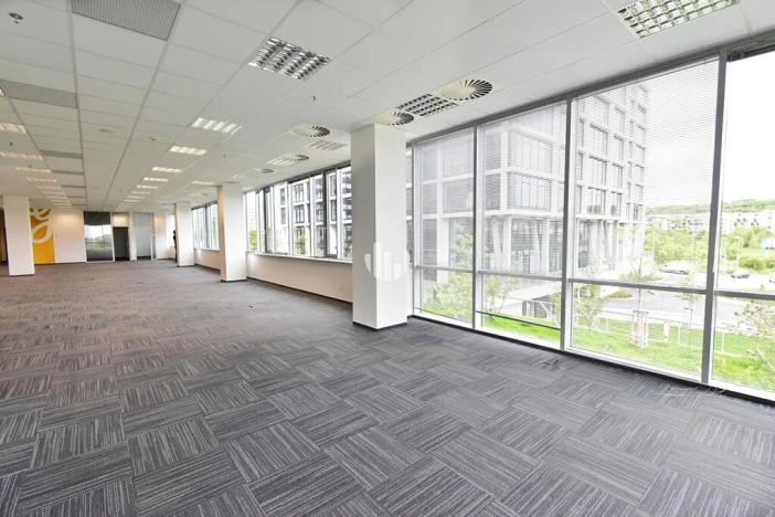 Pronájem kanceláře, Praha - Stodůlky, Bucharova, 2870 m2