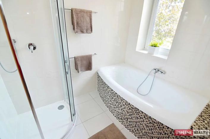 Prodej bytu 4+1, Rudná, Příčná, 126 m2