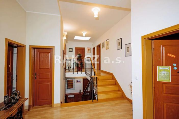 Prodej rodinného domu, Praha - Záběhlice, Ke skalkám, 250 m2