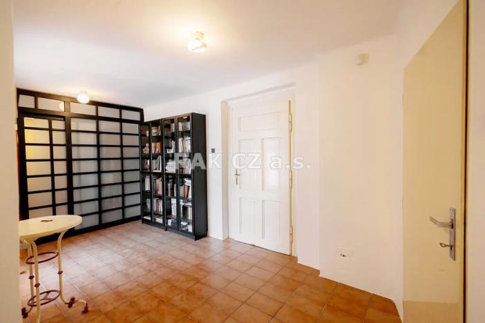 Prodej vily, Praha - Strašnice, Mrštíkova, 300 m2