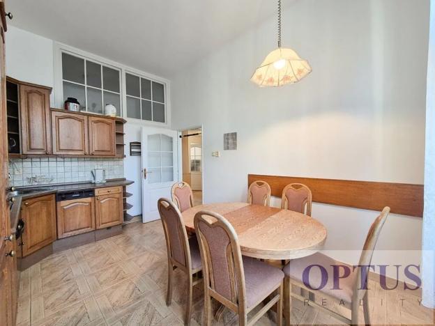 Pronájem bytu 2+1, Praha - Hradčany, Na valech, 78 m2