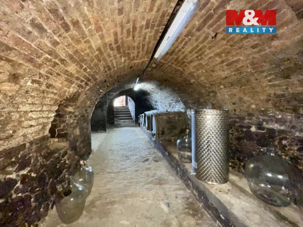 Prodej vinného sklepa, Perná, 31 m2