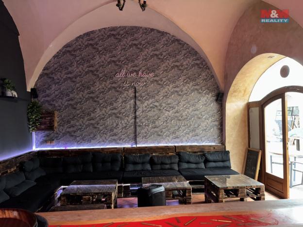 Pronájem obchodního prostoru, Olomouc, Dolní náměstí, 49 m2