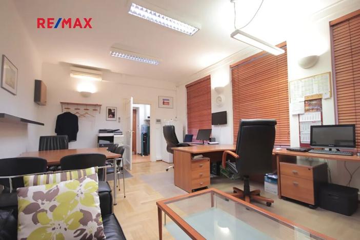 Pronájem kanceláře, Praha - Nové Město, Hybernská, 33 m2