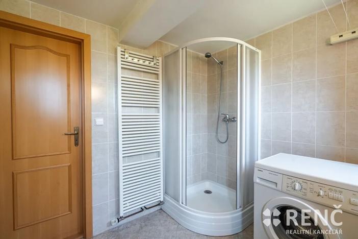 Prodej rodinného domu, Podolí, 216 m2