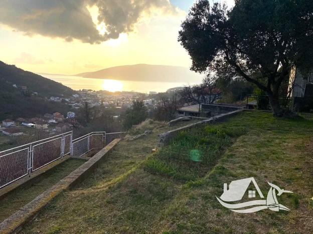 Prodej rodinného domu, Zelenika, Černá Hora, 164 m2