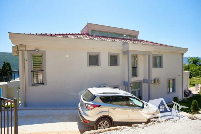 Prodej vily, Kumbor, Černá Hora, 320 m2