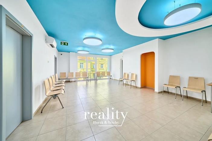 Pronájem kanceláře, Znojmo, Jarošova, 19 m2