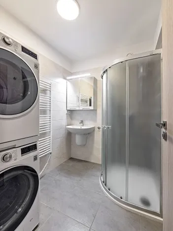 Prodej rodinného domu, Světice, Na Žlábku, 162 m2