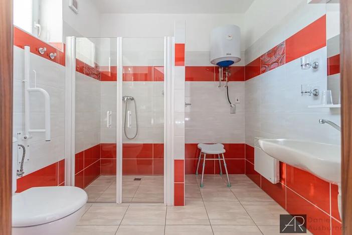 Prodej ubytování, Hovorany, 885 m2