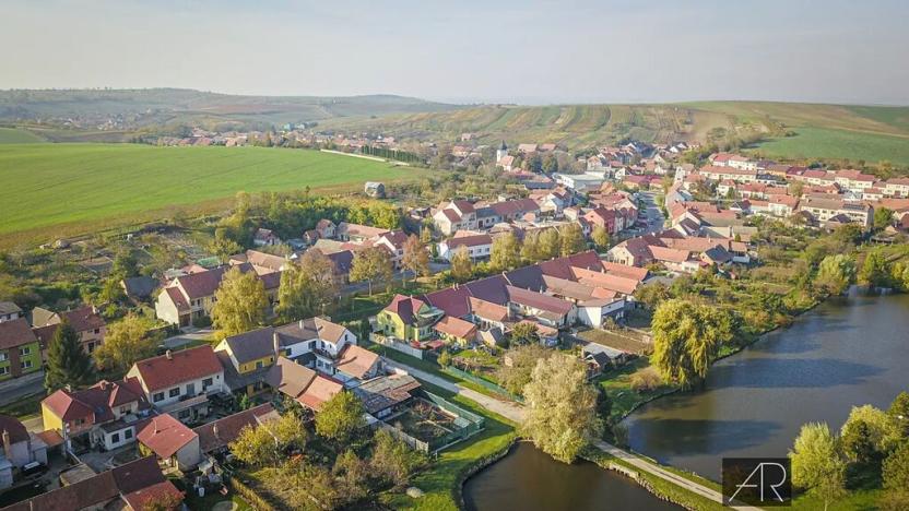 Prodej ubytování, Hovorany, 885 m2