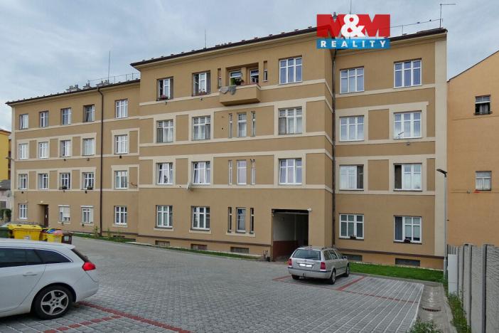 Pronájem bytu 4+1, Čáslav - Čáslav-Nové Město, Husova, 98 m2