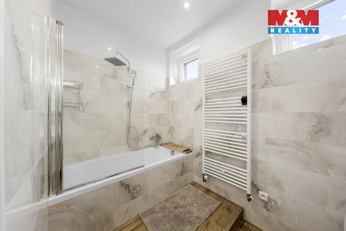 Prodej rodinného domu, Ústí nad Labem - Střekov, Jeseninova, 275 m2