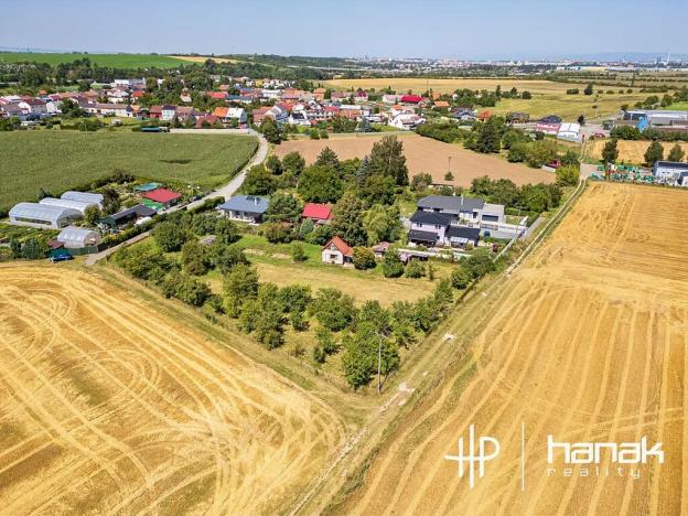 Prodej pozemku pro bydlení, Kožušany-Tážaly, 828 m2