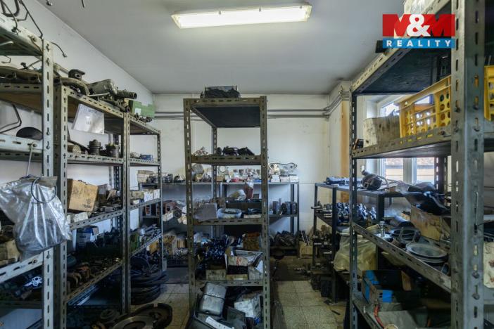 Prodej obchodního prostoru, Dobrá, 300 m2