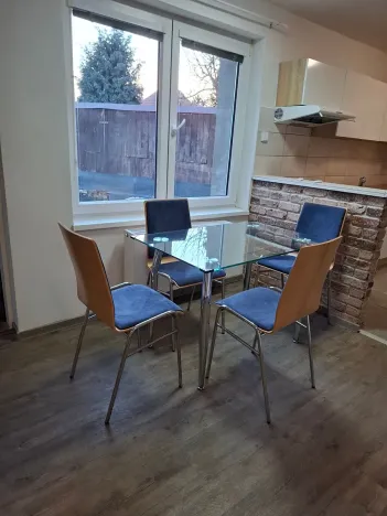 Pronájem bytu 2+kk, Praha - Horní Počernice, Khodlova, 55 m2