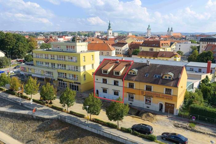 Prodej činžovního domu, Uherské Hradiště, Svatojiřské nábřeží, 293 m2