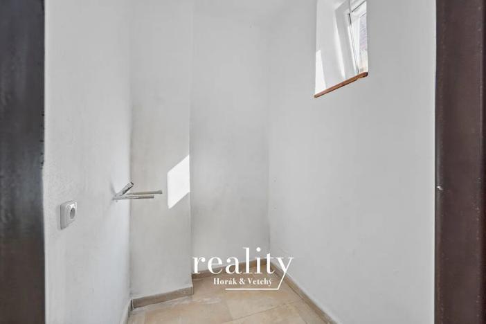 Prodej zemědělské usedlosti, Báňovice, 80 m2