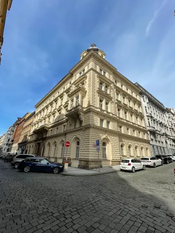 Prodej obchodního prostoru, Praha - Nové Město, 362 m2